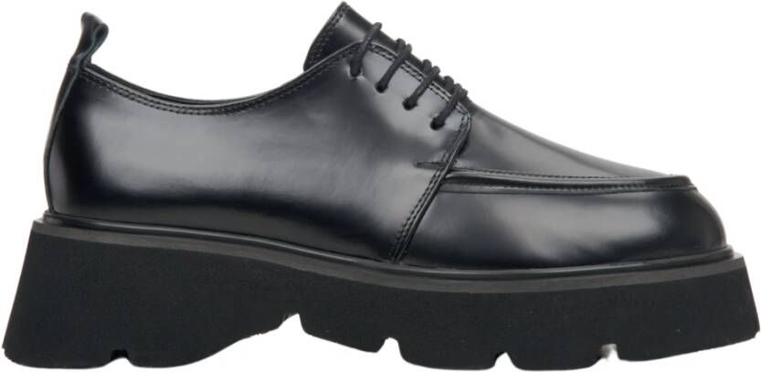 Estro Dames Zwarte Leren Brogues met Dikke Zool Er00113810 Black Dames