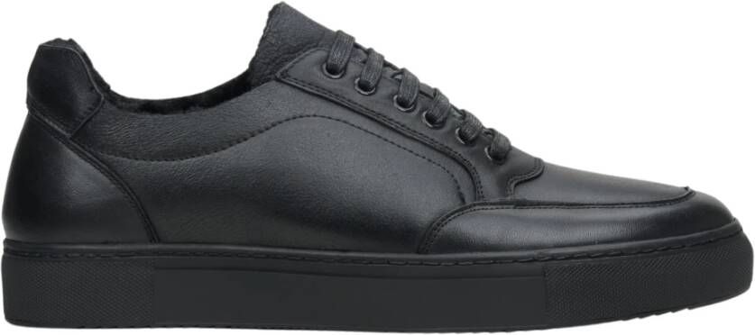 Estro Heren Zwarte Leren Lage Sneakers met Isolatie voor de Winter Er00114237 Black Heren