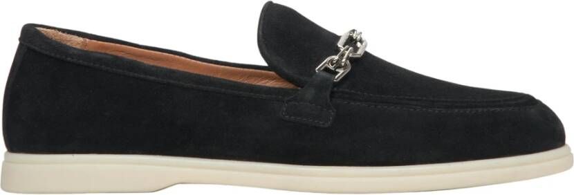 Estro Zwarte loafers voor dames gemaakt van premium Italiaans echt velours met een zilveren ketting Black Dames