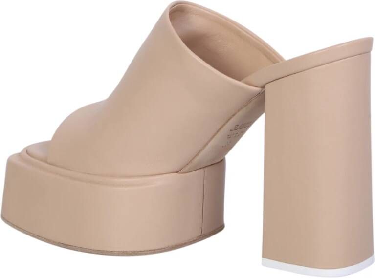 3Juin Beige suede Platform mules by ; bold and anticonceptual they show the brand more innovative and youthful side Beige Dames