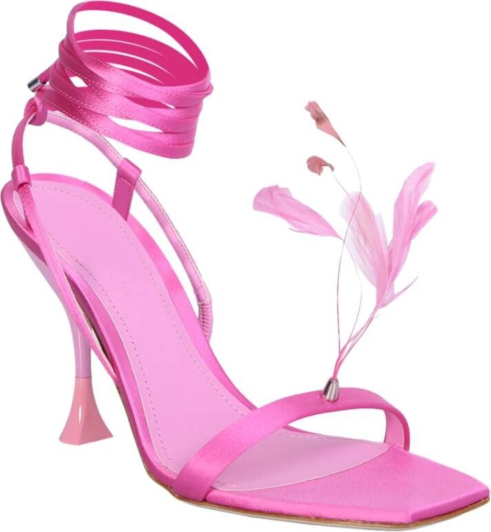 3Juin Fuxia Kimi sandals by ; designed following a modern and innovative ethos showing the sunny young and fresh side of the brand Roze Dames