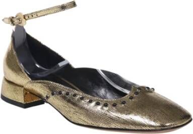 A. Bocca Gouden Schoen voor Stijlvolle Outfits Yellow Dames