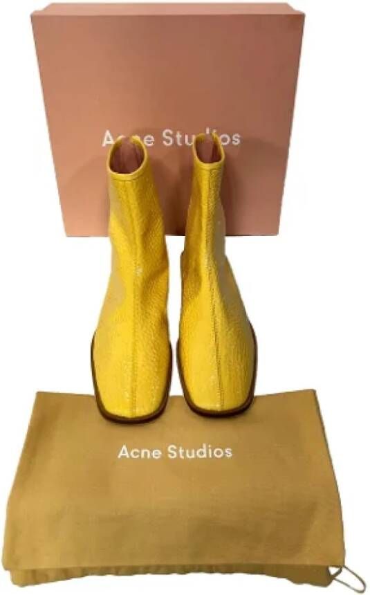 Acne Studios Pre-owned Leather boots Yellow Dames