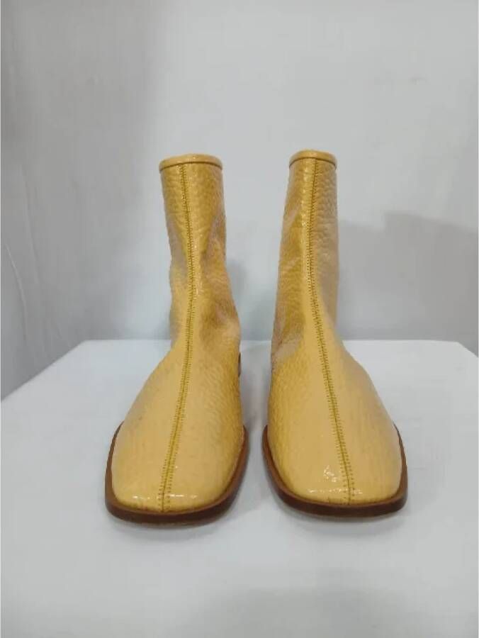 Acne Studios Pre-owned Leather boots Yellow Dames