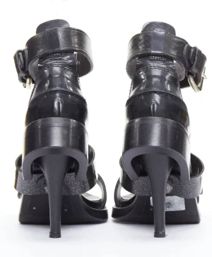 Acne Studios Pre-owned Leather sandals Black Dames