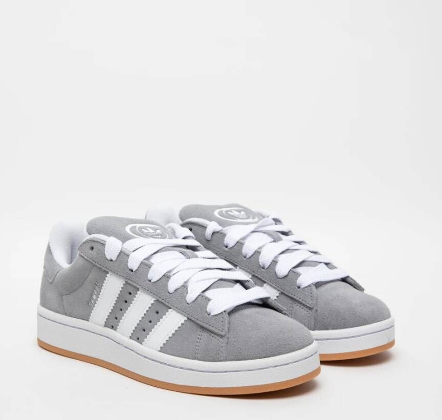 Adidas Grijze Suède Sneakers met Witte Veters Gray Dames