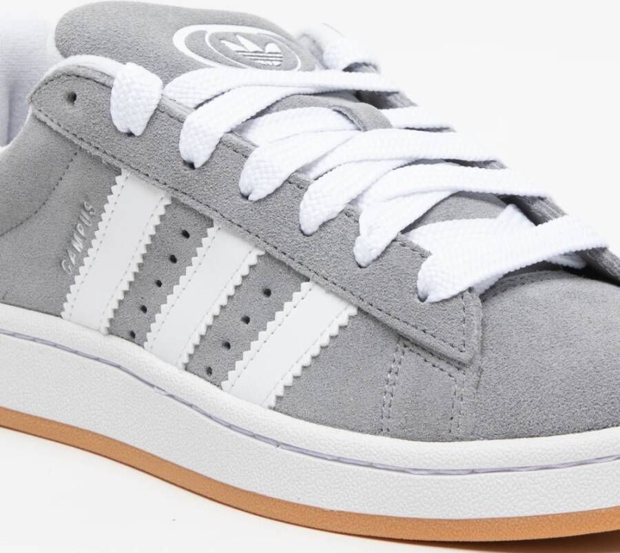 Adidas Grijze Suède Sneakers met Witte Veters Gray Dames