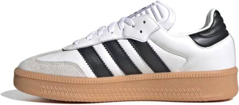 Adidas Klassieke Lifestyle Sneaker met Voetbal en Skateboard Invloeden White Heren