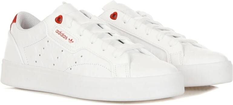 Adidas Stijlvolle lage schoen in Cloud White Scarlet Zwart White Dames