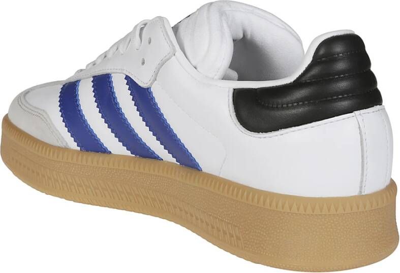 Adidas Stijlvolle Samba Sneakers voor Actieve Levensstijl White Heren