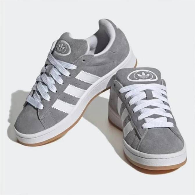 Adidas Stijlvolle Schoenen voor Mannen en Vrouwen Gray Heren