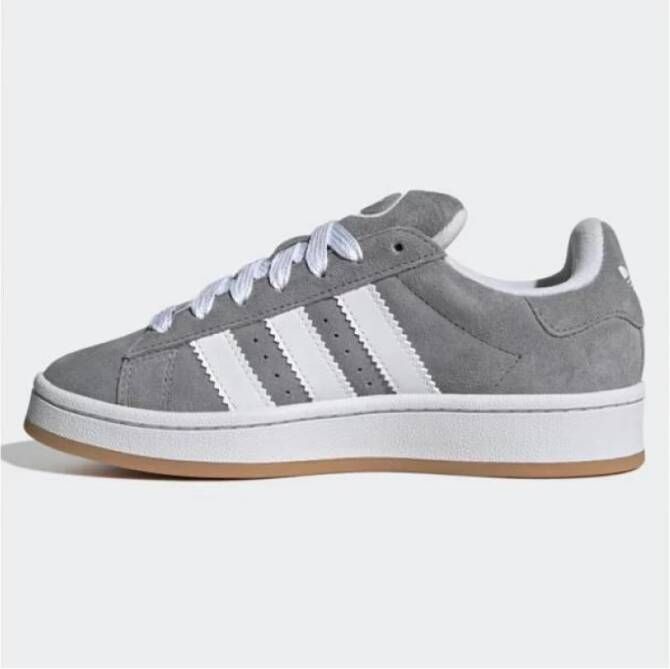 Adidas Stijlvolle Schoenen voor Mannen en Vrouwen Gray Heren