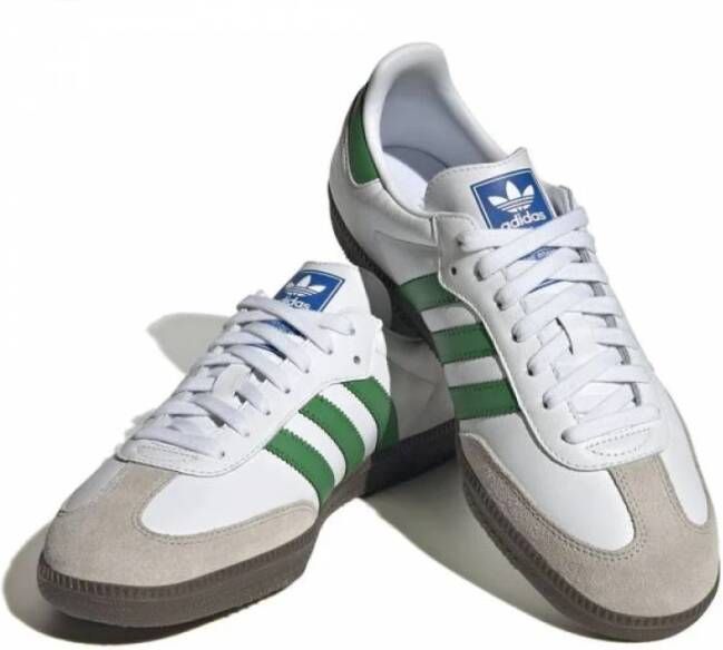 Adidas Stijlvolle Sneakers voor Actieve Levensstijl White Heren