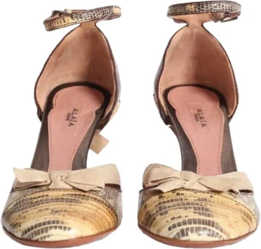 Alaïa Pre-owned Leather heels Beige Dames