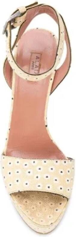 Alaïa Pre-owned Leather sandals Beige Dames