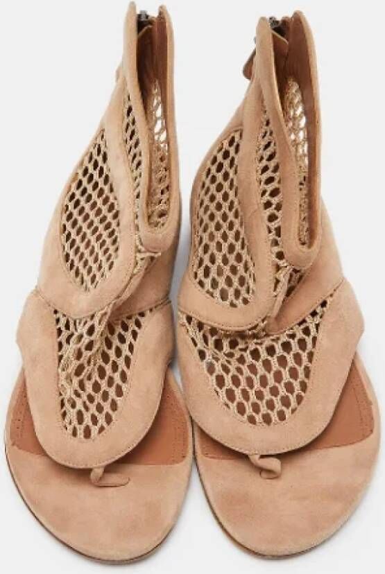 Alaïa Pre-owned Mesh flats Beige Dames