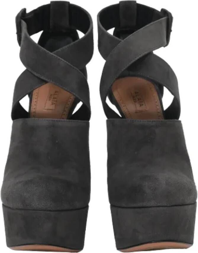 Alaïa Pre-owned Suede heels Gray Dames