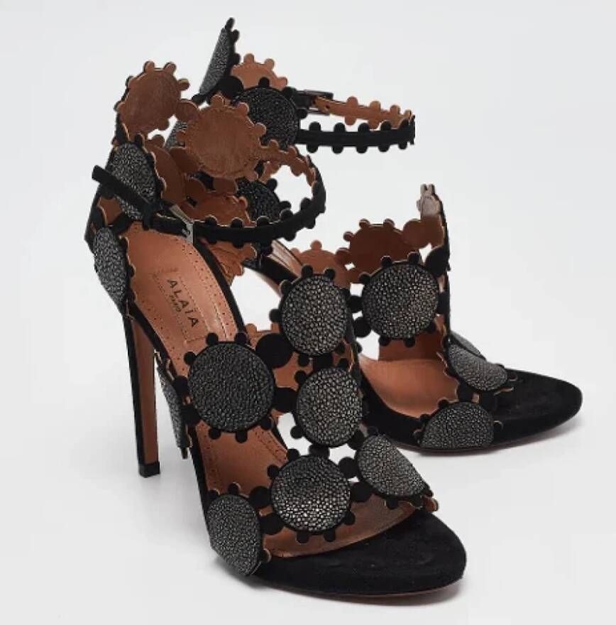 Alaïa Pre-owned Suede sandals Black Dames