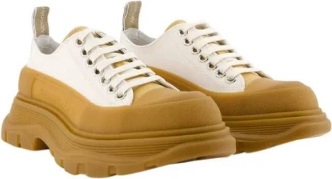 alexander mcqueen Leather sneakers Beige Dames