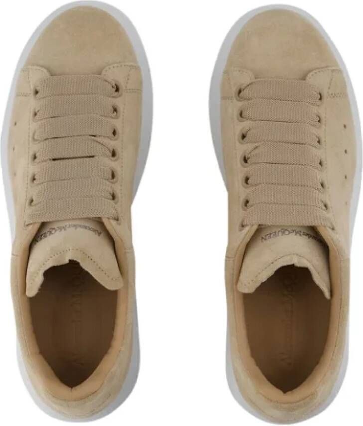 alexander mcqueen Leather sneakers Beige Dames