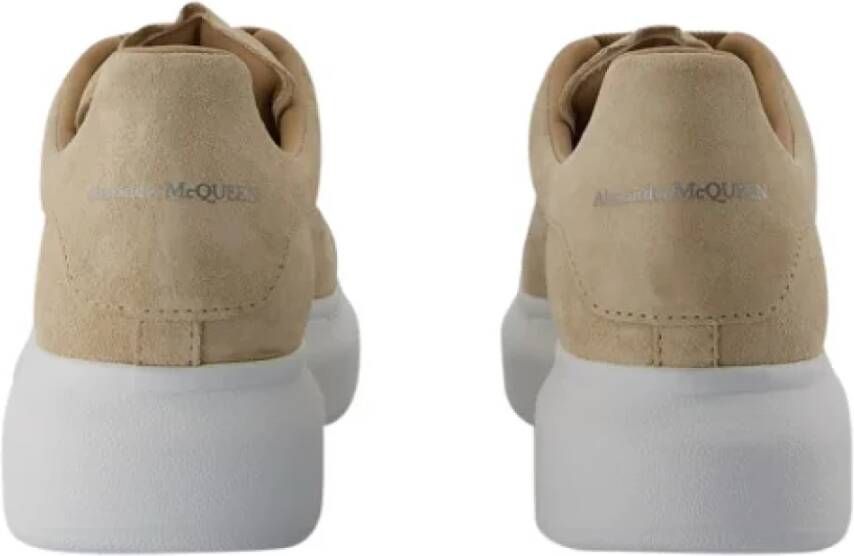 alexander mcqueen Leather sneakers Beige Dames