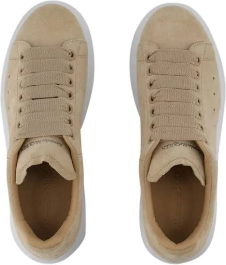 alexander mcqueen Leather sneakers Beige Dames