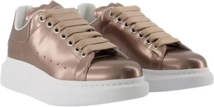 alexander mcqueen Leather sneakers Beige Dames