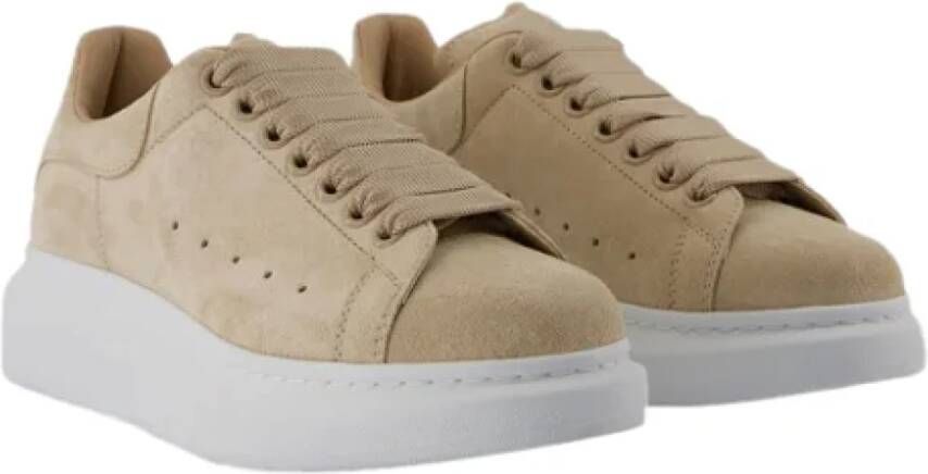 alexander mcqueen Leather sneakers Beige Dames