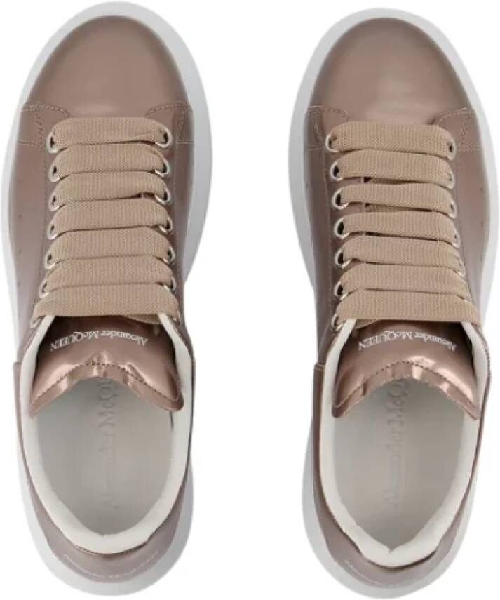 alexander mcqueen Leather sneakers Beige Dames