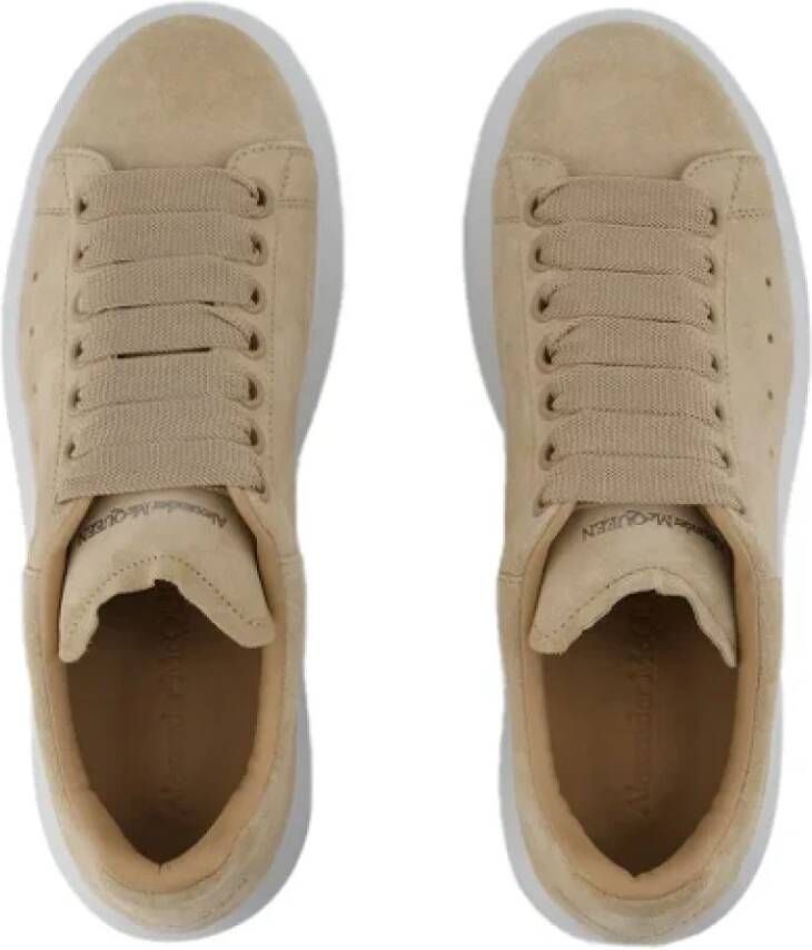 alexander mcqueen Leather sneakers Beige Dames