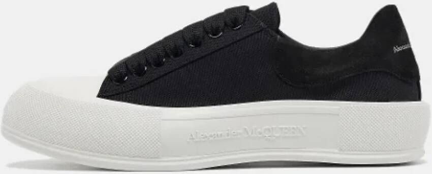 Alexander McQueen Pre-owned Canvas sneakers Black Heren