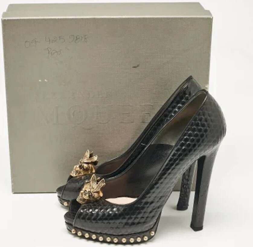 Alexander McQueen Pre-owned Fabric heels Black Dames