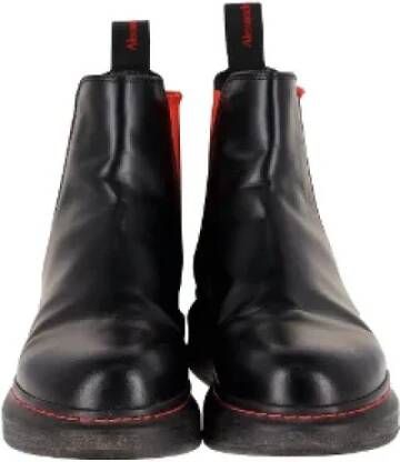 Alexander McQueen Pre-owned Leather boots Black Dames