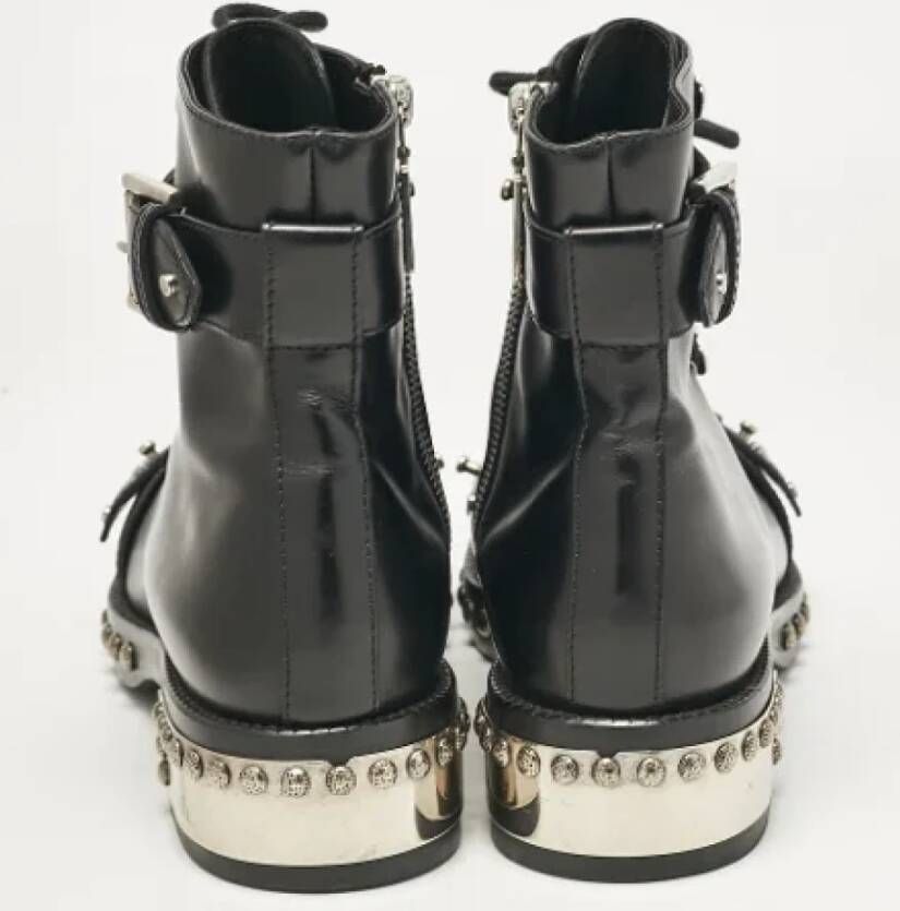 Alexander McQueen Pre-owned Leather boots Black Dames