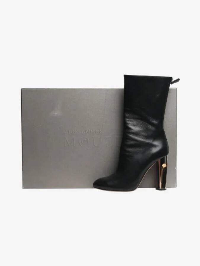 Alexander McQueen Pre-owned Leather boots Black Dames