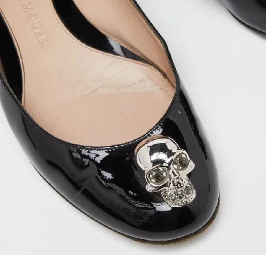 Alexander McQueen Pre-owned Leather flats Black Dames