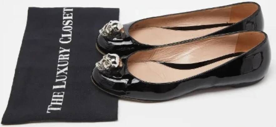 Alexander McQueen Pre-owned Leather flats Black Dames