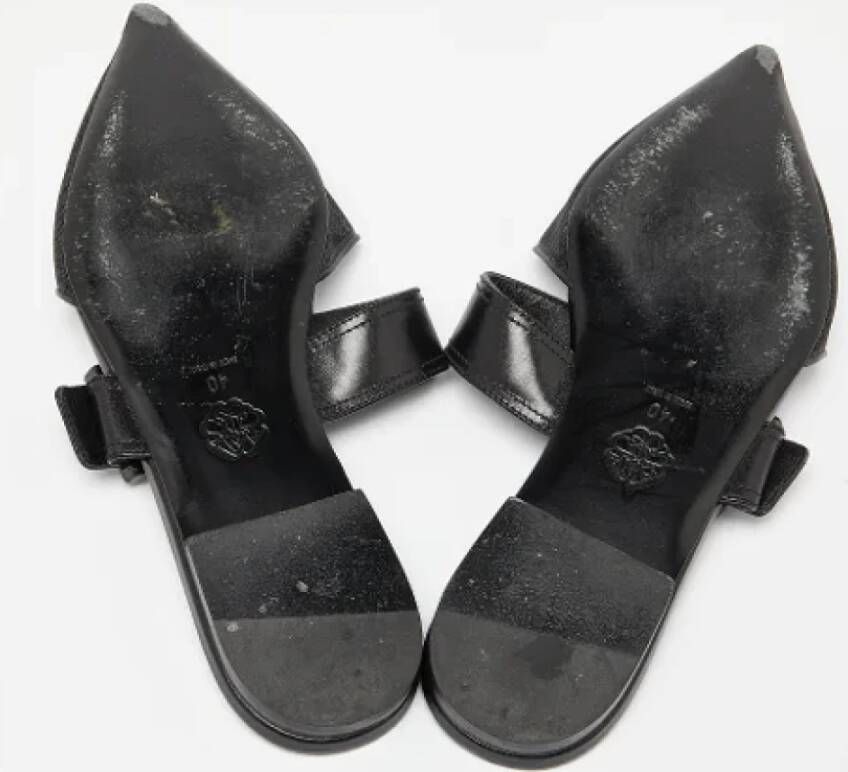 Alexander McQueen Pre-owned Leather flats Black Dames