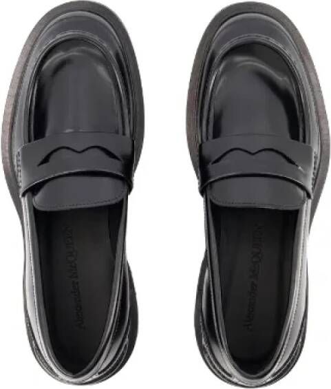 Alexander McQueen Pre-owned Leather flats Black Dames