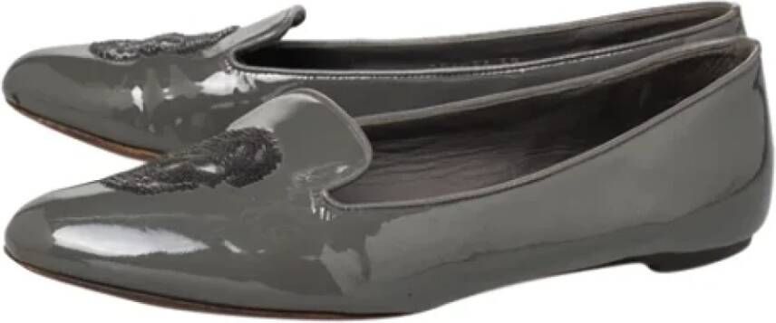 Alexander McQueen Pre-owned Leather flats Gray Dames