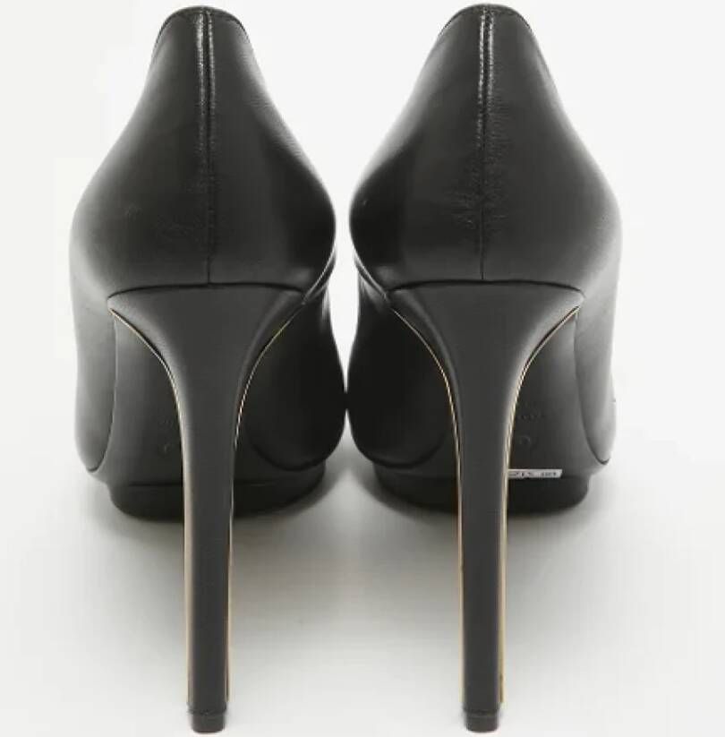 Alexander McQueen Pre-owned Leather heels Black Dames