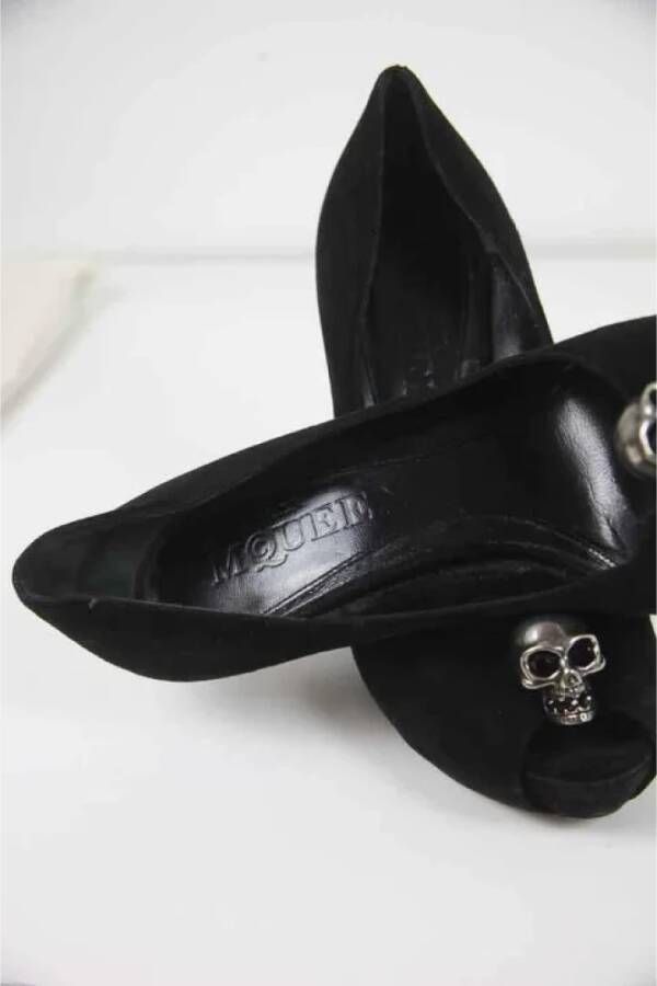 Alexander McQueen Pre-owned Leather heels Black Dames