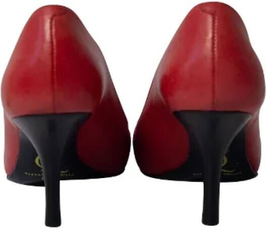 Alexander McQueen Pre-owned Leather heels Red Dames