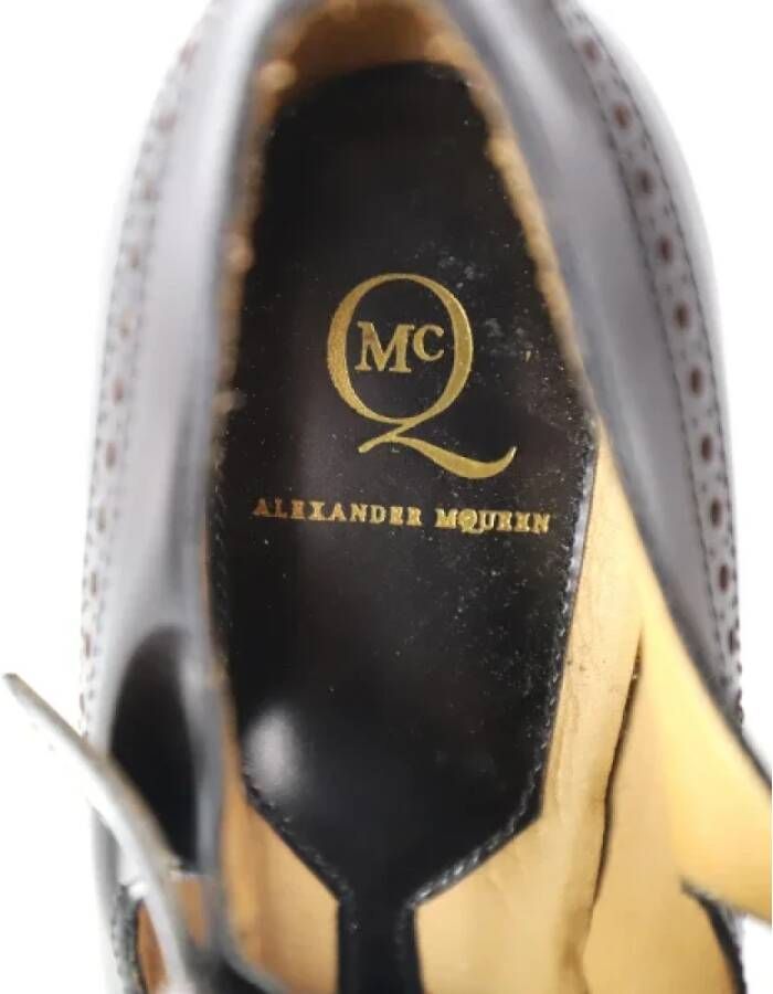 Alexander McQueen Pre-owned Leather heels Red Dames