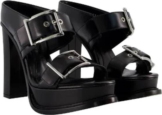 Alexander McQueen Pre-owned Leather sandals Black Dames