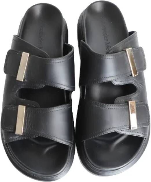 Alexander McQueen Pre-owned Leather sandals Black Dames