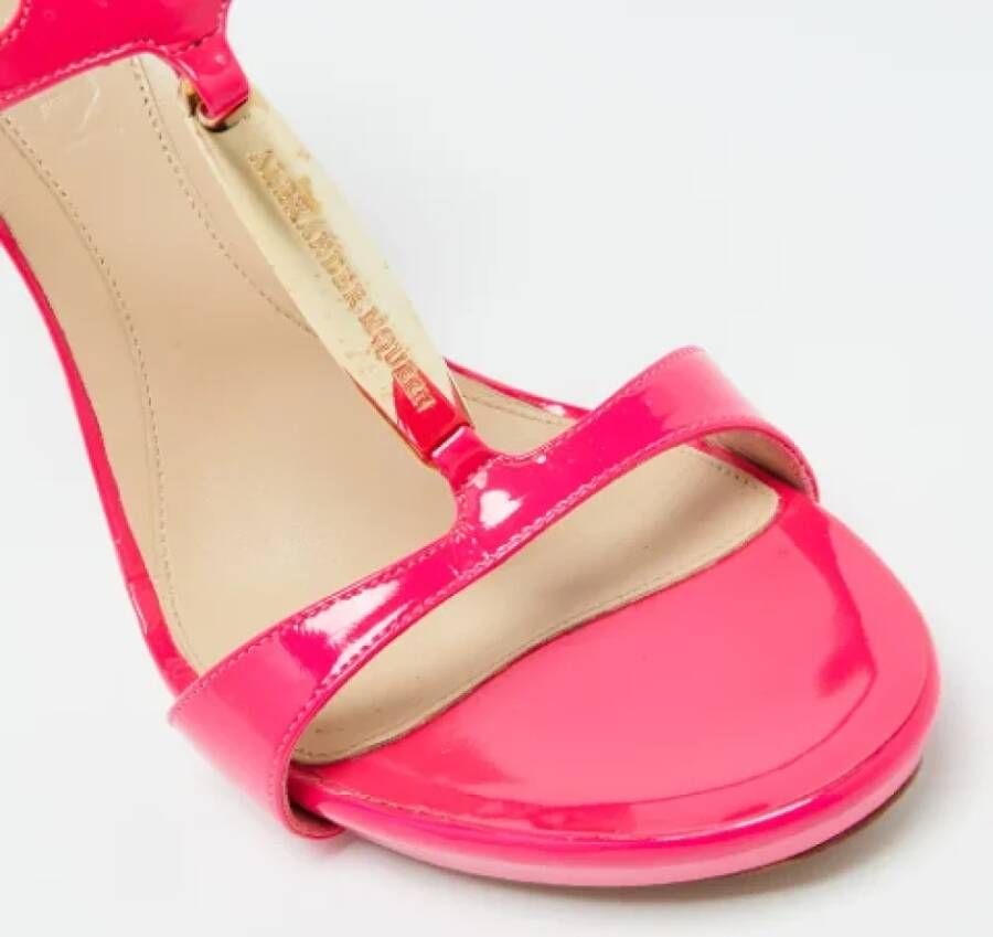 Alexander McQueen Pre-owned Leather sandals Pink Dames