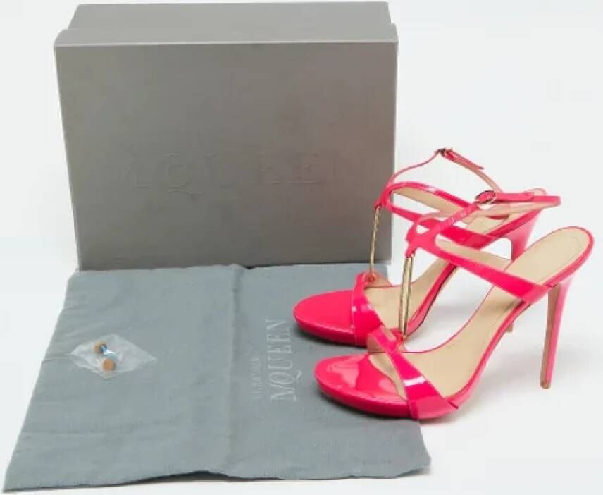 Alexander McQueen Pre-owned Leather sandals Pink Dames