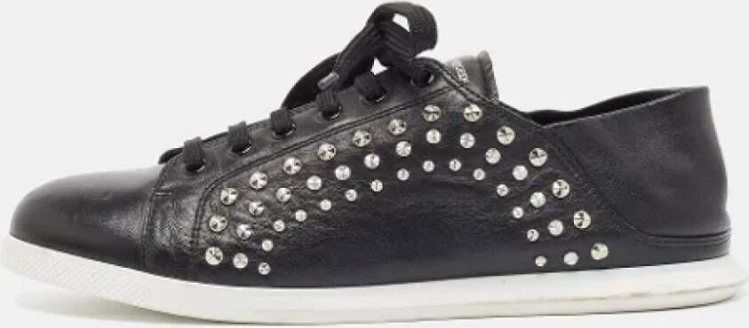 Alexander McQueen Pre-owned Leather sneakers Black Dames