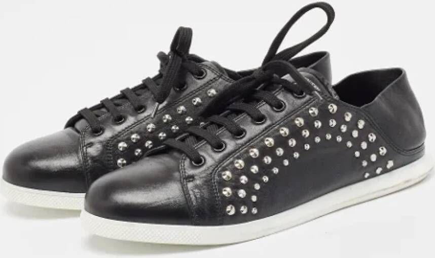 Alexander McQueen Pre-owned Leather sneakers Black Dames